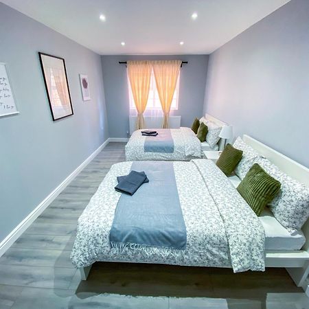 Modern 1-Bedroom Flat, 5 Guest, London - F2 Экстерьер фото