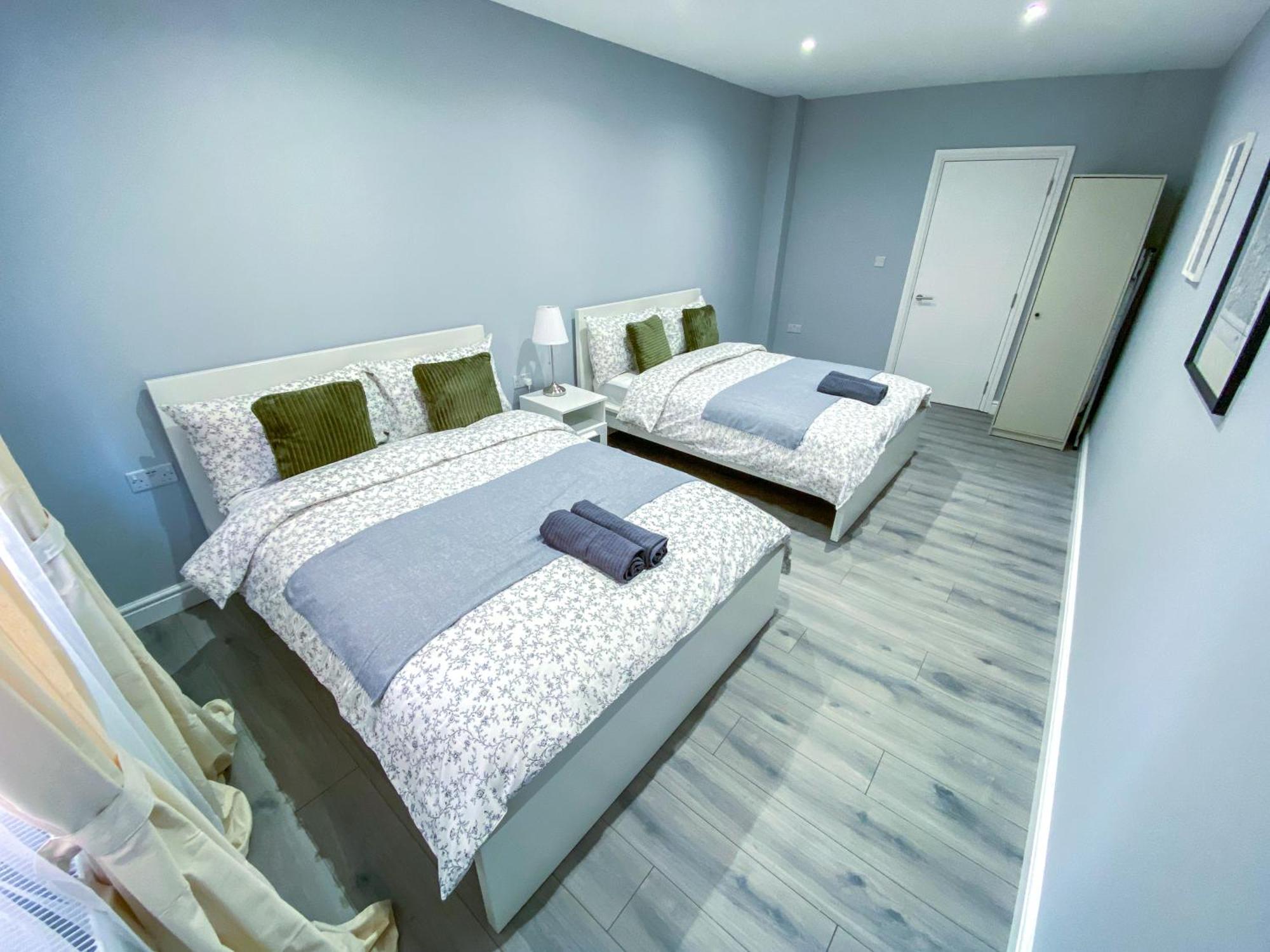 Modern 1-Bedroom Flat, 5 Guest, London - F2 Экстерьер фото